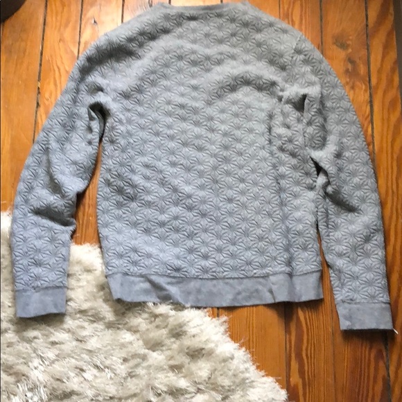 Urban Outfitters Textured Sweater - Picture 2 of 2